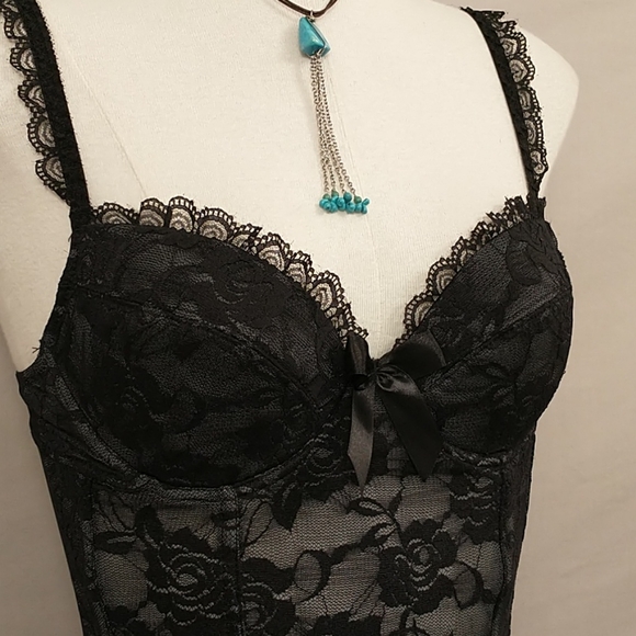Sexy Black Lace Lingerie Bustier Corset w Thong - Picture 2 of 11